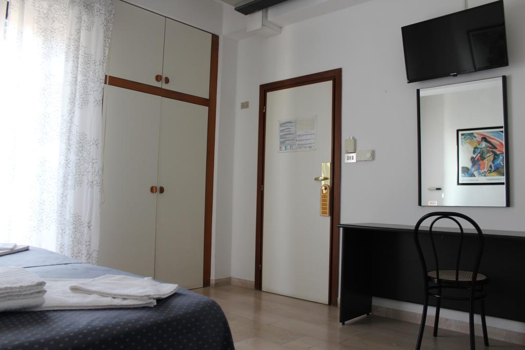 Hotel Grand Meeting Ρίμινι Εξωτερικό φωτογραφία