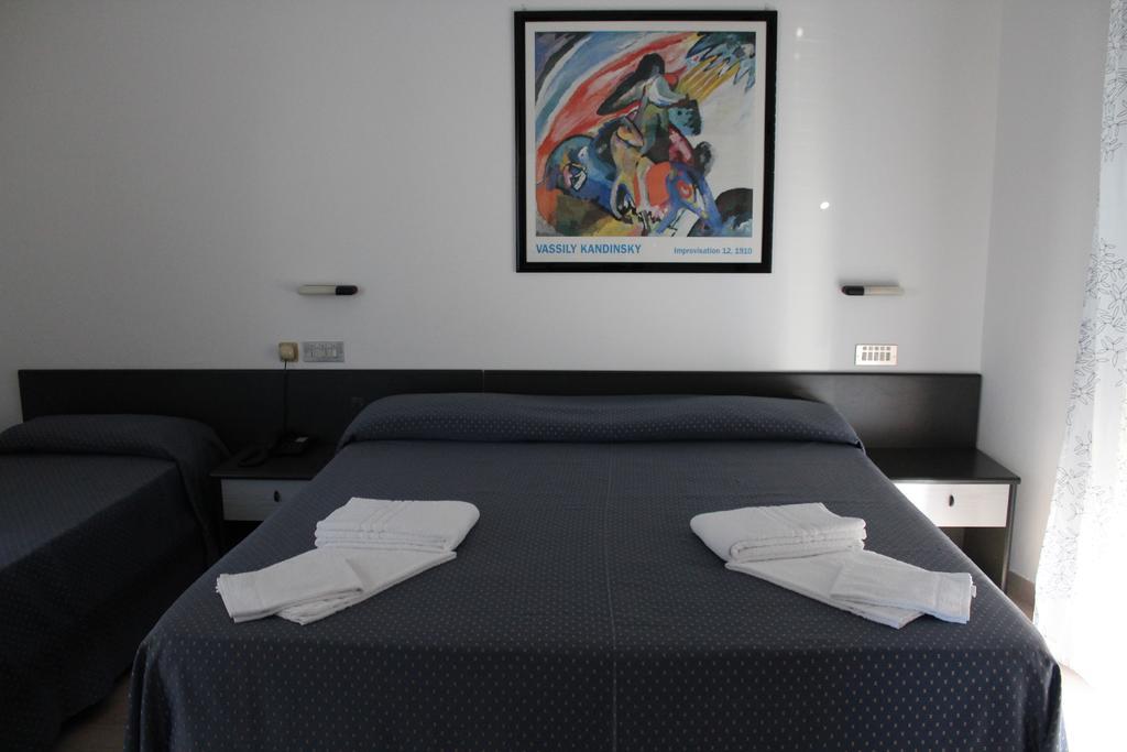 Hotel Grand Meeting Ρίμινι Εξωτερικό φωτογραφία