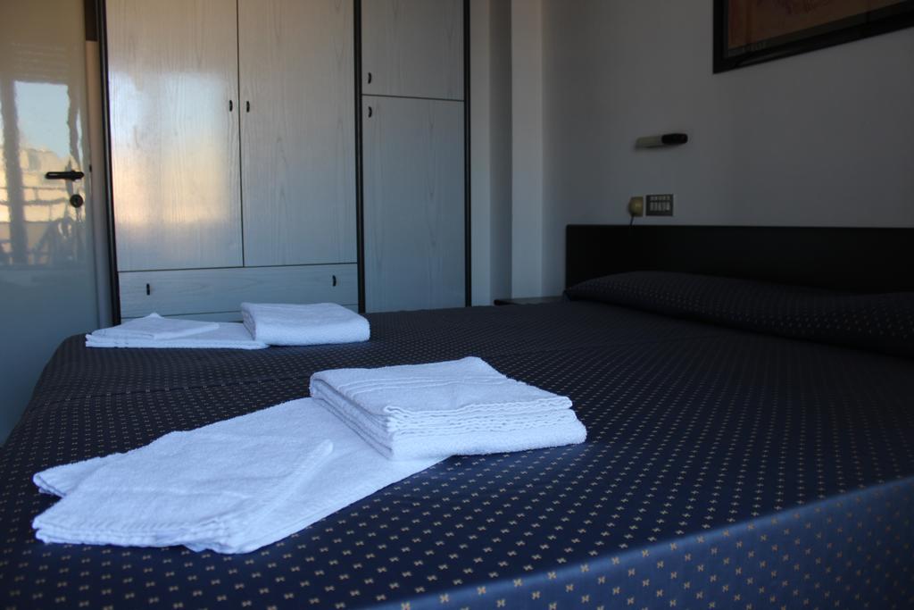 Hotel Grand Meeting Ρίμινι Εξωτερικό φωτογραφία
