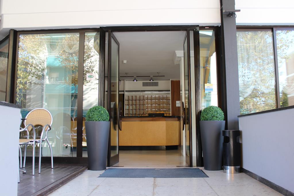 Hotel Grand Meeting Ρίμινι Εξωτερικό φωτογραφία