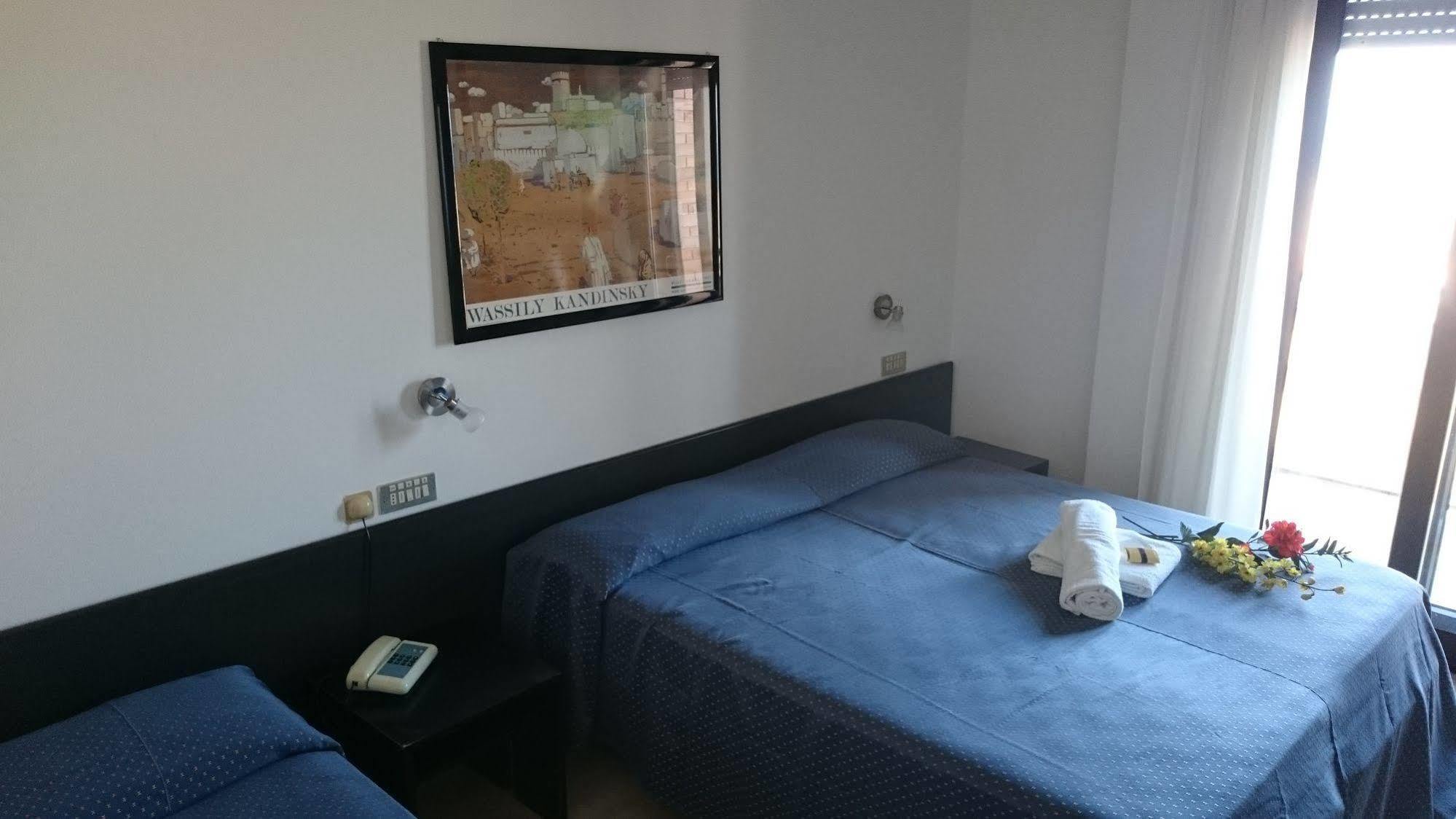 Hotel Grand Meeting Ρίμινι Εξωτερικό φωτογραφία